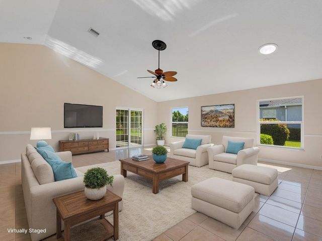 8340 Paladin Square, Vero Beach, FL 32967