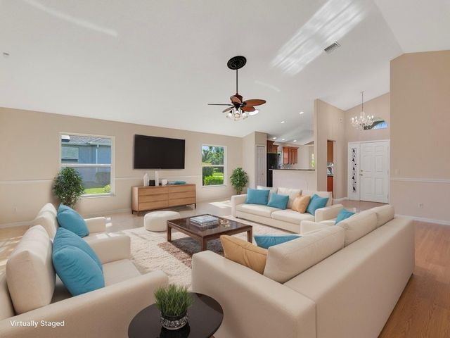 8340 Paladin Square, Vero Beach, FL 32967