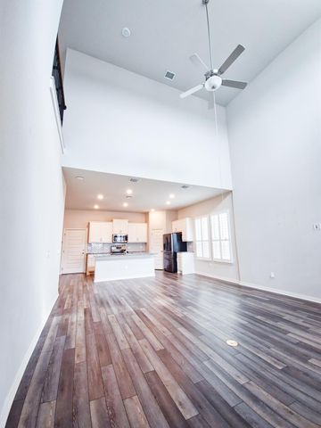 12716 Bloomington DR, Austin, TX 78748