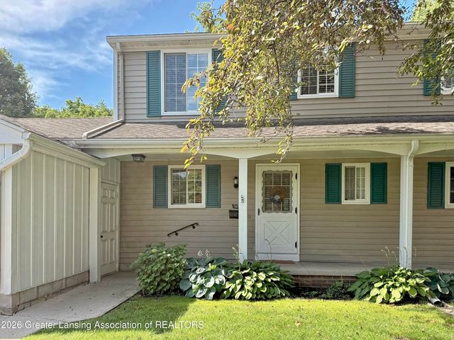 1638 Peppertree Lane, Lansing, MI 48912