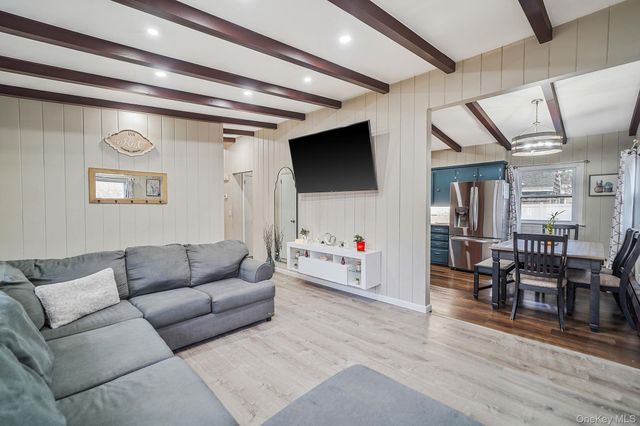 66 W 10th Street, Huntington Station, NY 11746