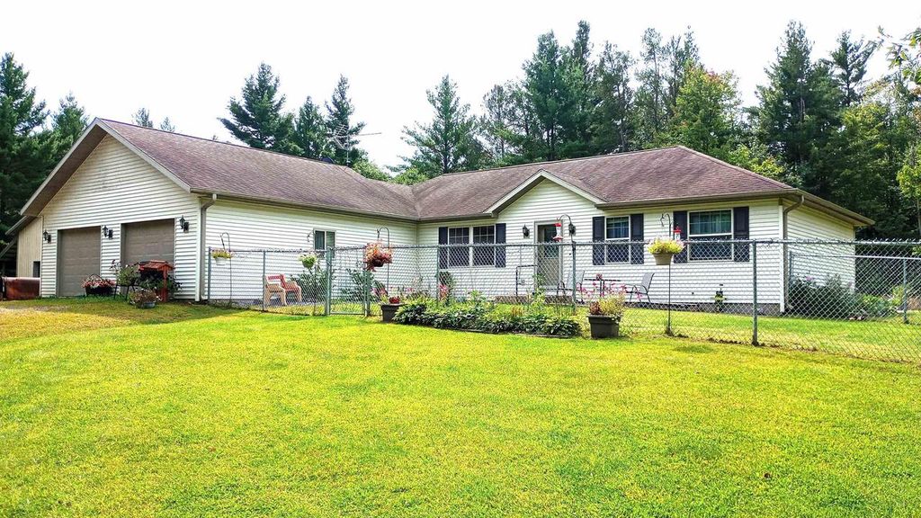 W8135 SAND ROAD, Neillsville, WI 54456
