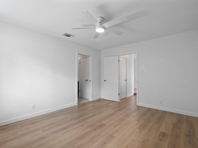 6902 Meadow RUN, Austin, TX 78745