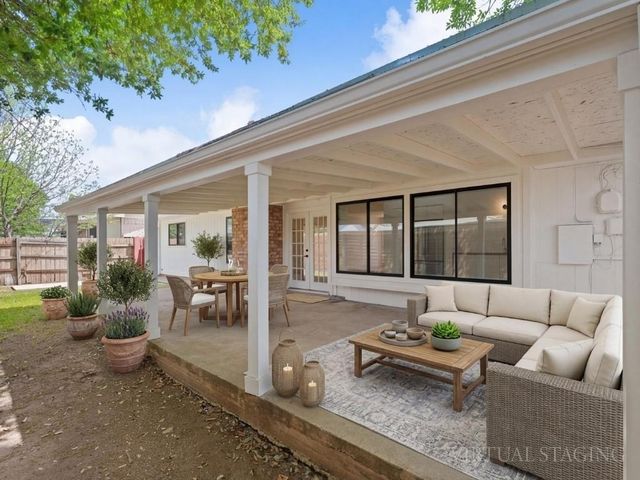 6902 Meadow RUN, Austin, TX 78745