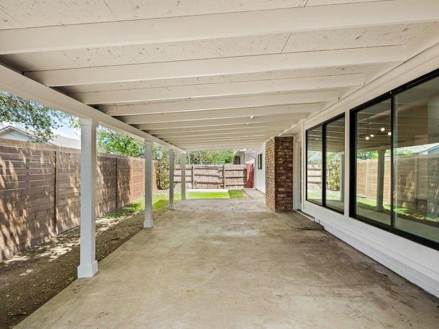 6902 Meadow RUN, Austin, TX 78745