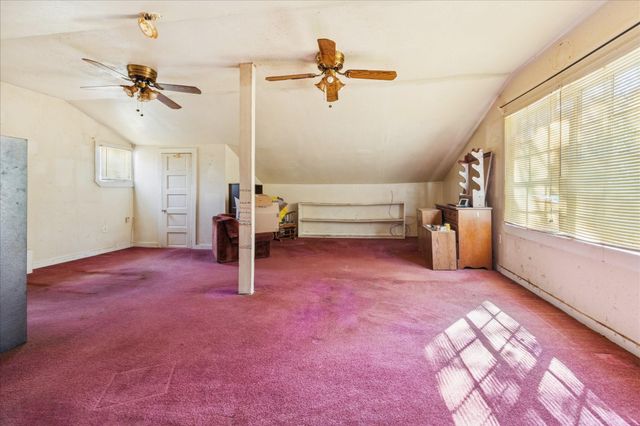 224 Avenue F Street, Sealy, TX 77474