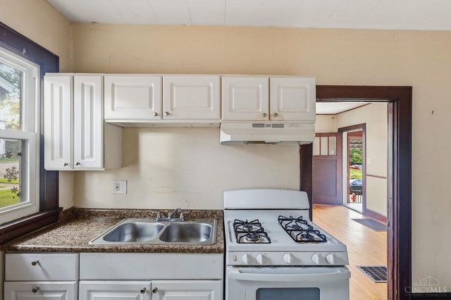 1633 Dallas Avenue, North College Hill, OH 45239