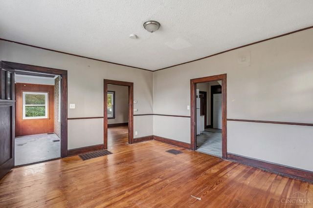 1633 Dallas Avenue, North College Hill, OH 45239