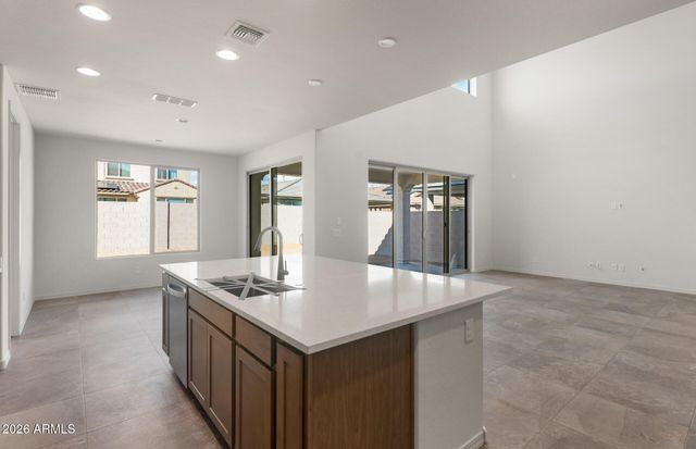 17612 W PASADENA Avenue, Litchfield Park, AZ 85340