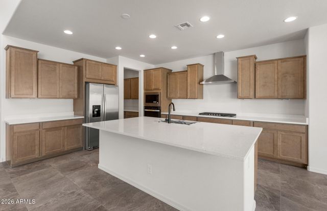 17612 W PASADENA Avenue, Litchfield Park, AZ 85340