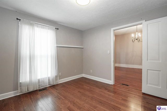125 S Maple Street, Elizabethtown, KY 42701