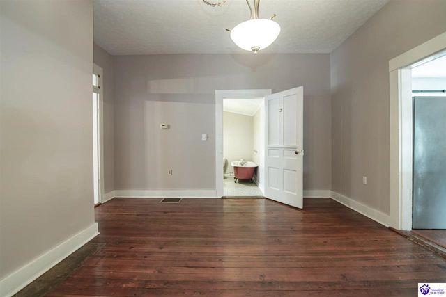 125 S Maple Street, Elizabethtown, KY 42701