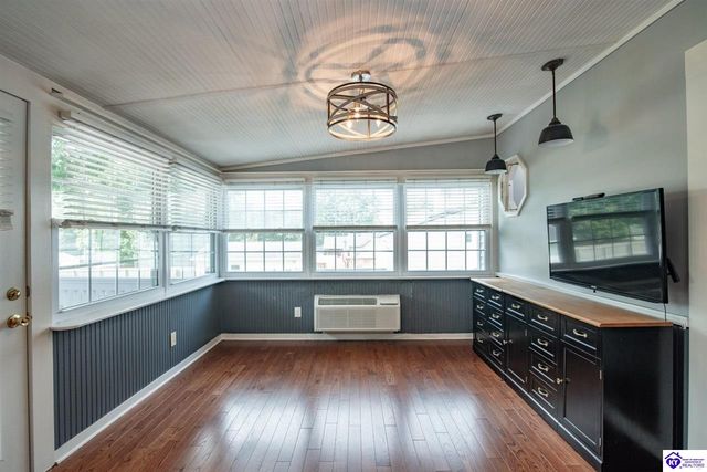 125 S Maple Street, Elizabethtown, KY 42701