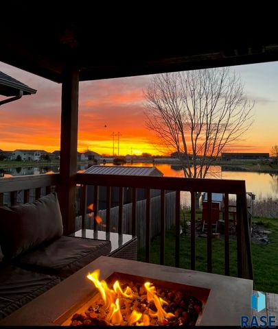 1100 S Maria Ave Avenue, Sioux Falls, SD 57106