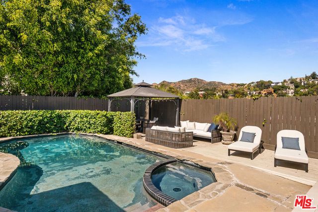 2402 Hollyridge Drive, Los Angeles, CA 90068
