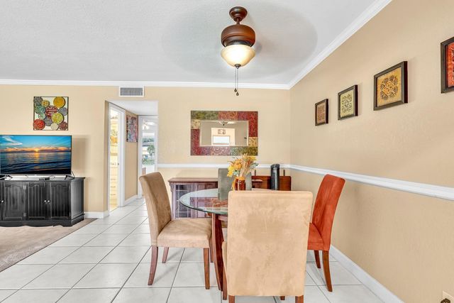 840 N High Point Blvd Boulevard N B, Delray Beach, FL 33445