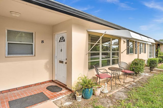 840 N High Point Blvd Boulevard N B, Delray Beach, FL 33445