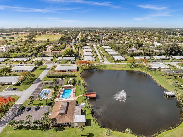 840 N High Point Blvd Boulevard N B, Delray Beach, FL 33445