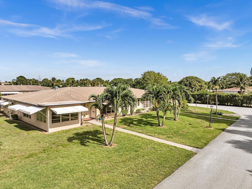 840 N High Point Blvd Boulevard N B, Delray Beach, FL 33445