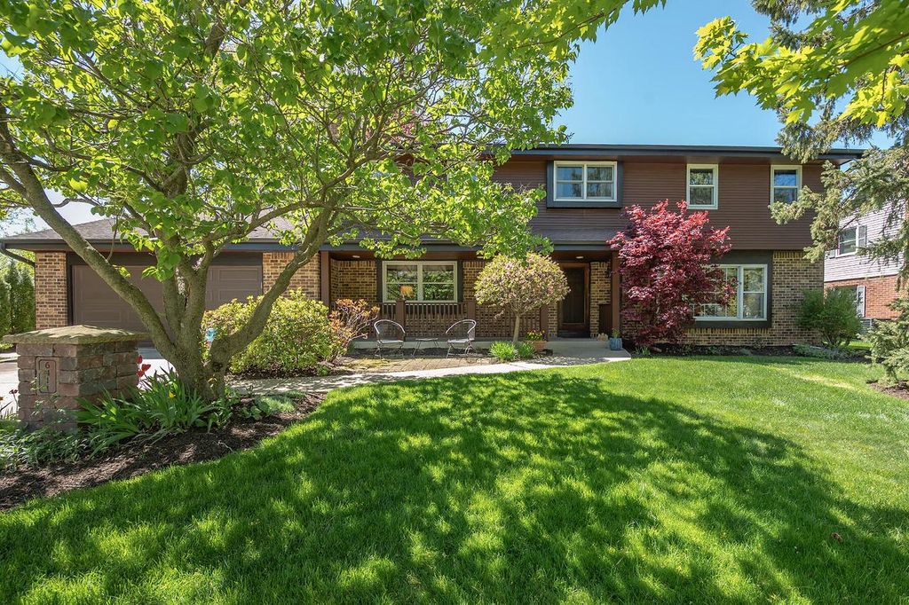 6411 Bittersweet LANE, Glendale, WI 53217