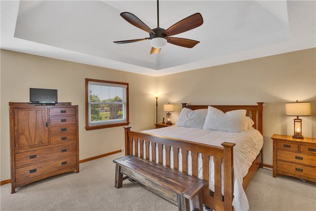 7 Hawthorne Ln, Penn Twp, PA 15642
