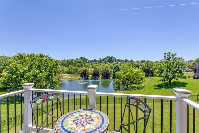 7 Hawthorne Ln, Penn Twp, PA 15642