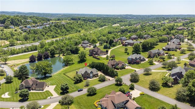 7 Hawthorne Ln, Penn Twp, PA 15642