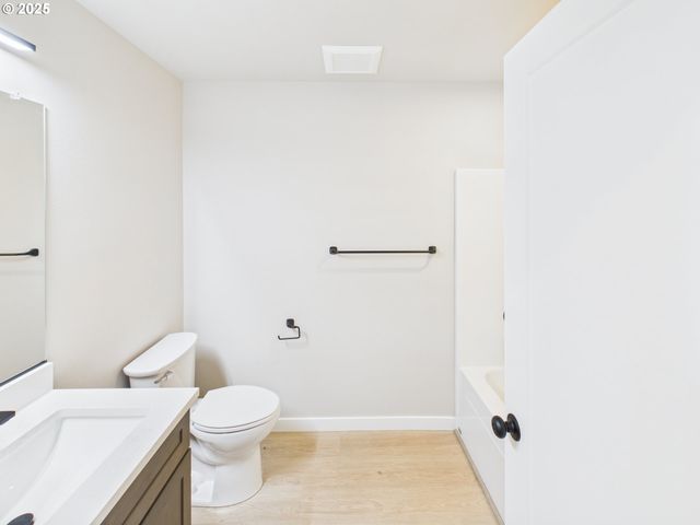 1265 Avenue D, Seaside, OR 97138