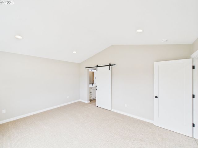 1265 Avenue D, Seaside, OR 97138