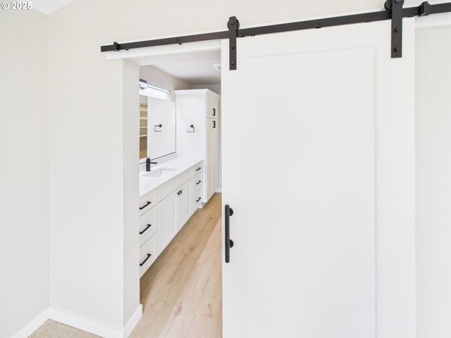 1265 Avenue D, Seaside, OR 97138