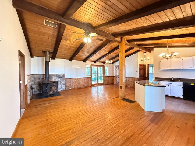 114 INCA TRL, Winchester, VA 22602