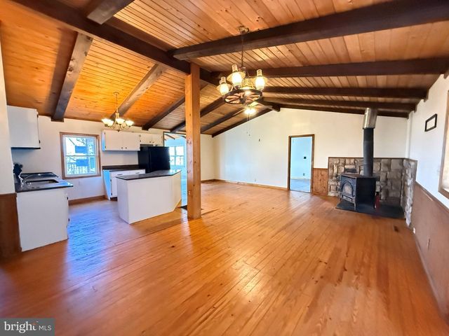 114 INCA TRL, Winchester, VA 22602
