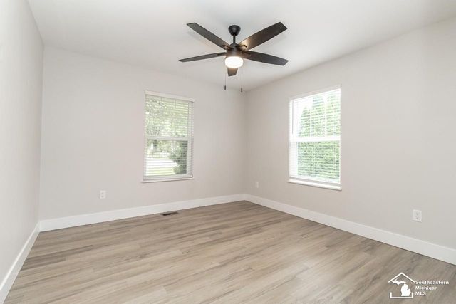 249 E Temperance Road, Temperance, MI 48182