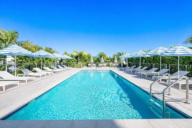 10281 W Bay Harbor Dr 201, Bay Harbor Islands, FL 33154