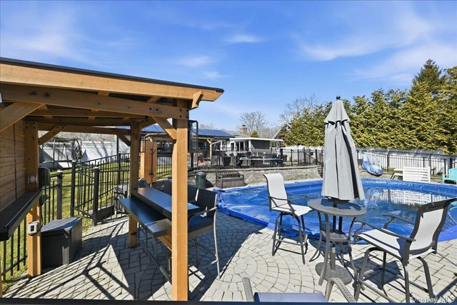 1085 Sipp Avenue, Medford, NY 11763