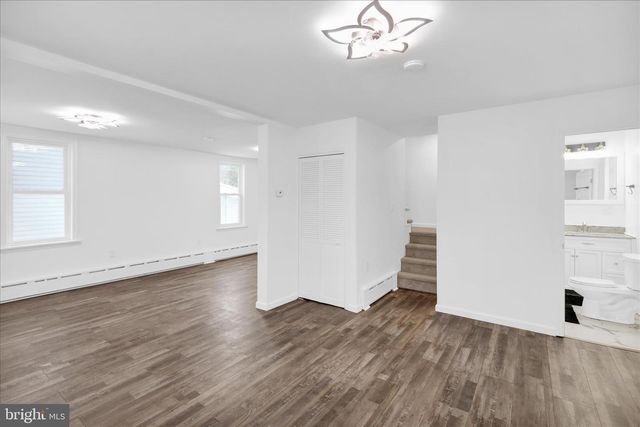 42 CHESTNUT ST, Mohnton, PA 19540