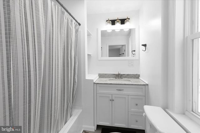 42 CHESTNUT ST, Mohnton, PA 19540