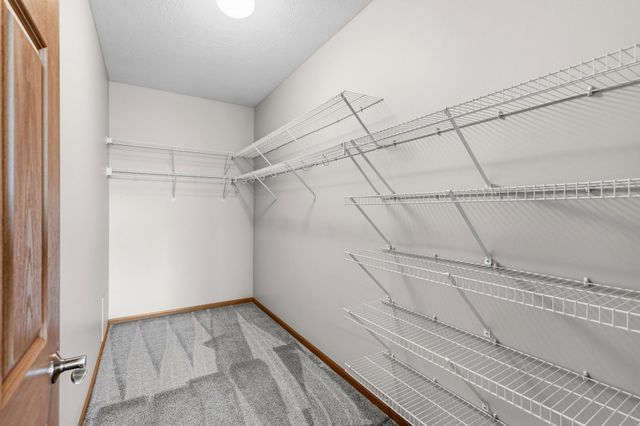 601 Levander Way 302, South Saint Paul, MN 55075