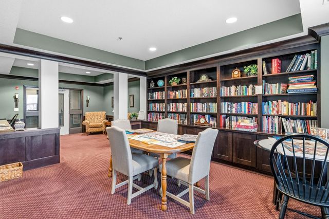 601 Levander Way 302, South Saint Paul, MN 55075