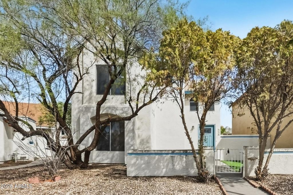 6738 W KINGS Avenue, Peoria, AZ 85382 — exterior
