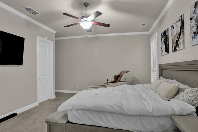 209 Carrington Lane, Lewisville, TX 75067