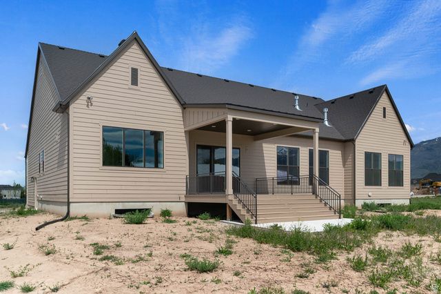 461 W SUMMIT LN, Kaysville, UT 84037