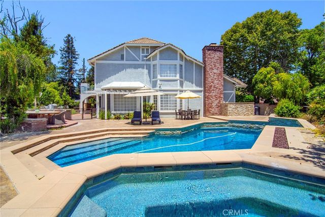 29450 Cambridge Court, Agoura Hills, CA 91301