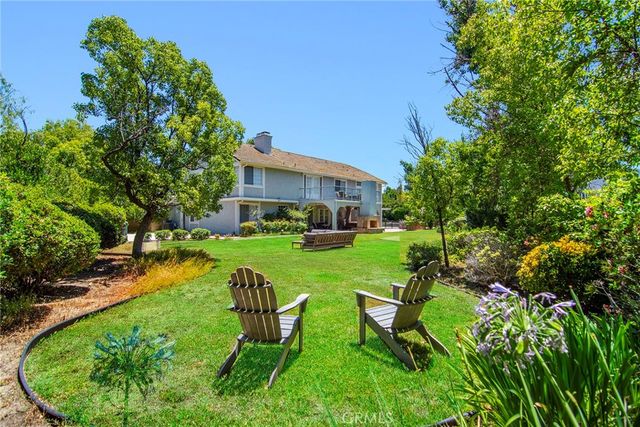 29450 Cambridge Court, Agoura Hills, CA 91301