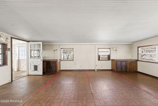 315 Belaire Drive, New Iberia, LA 70563