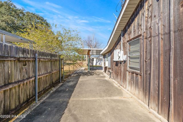 315 Belaire Drive, New Iberia, LA 70563