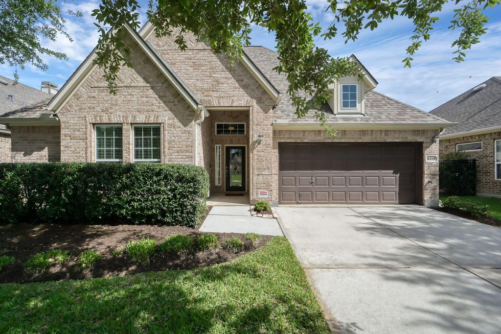 9319 Mystic Falls Lane, Humble, TX 77396