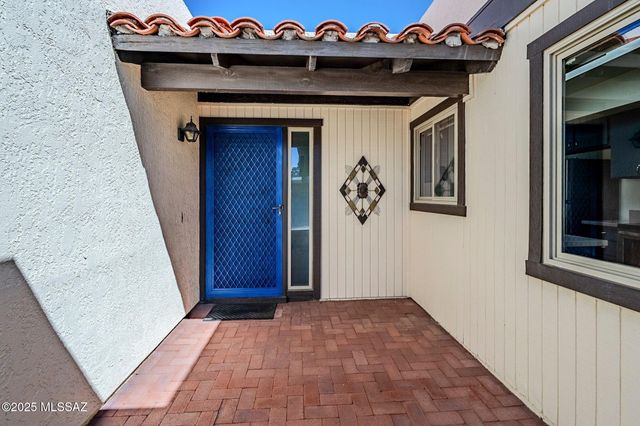 260 N Calle Del Lago, Green Valley, AZ 85614