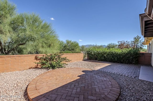 260 N Calle Del Lago, Green Valley, AZ 85614