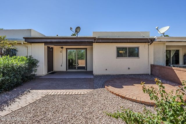 260 N Calle Del Lago, Green Valley, AZ 85614
